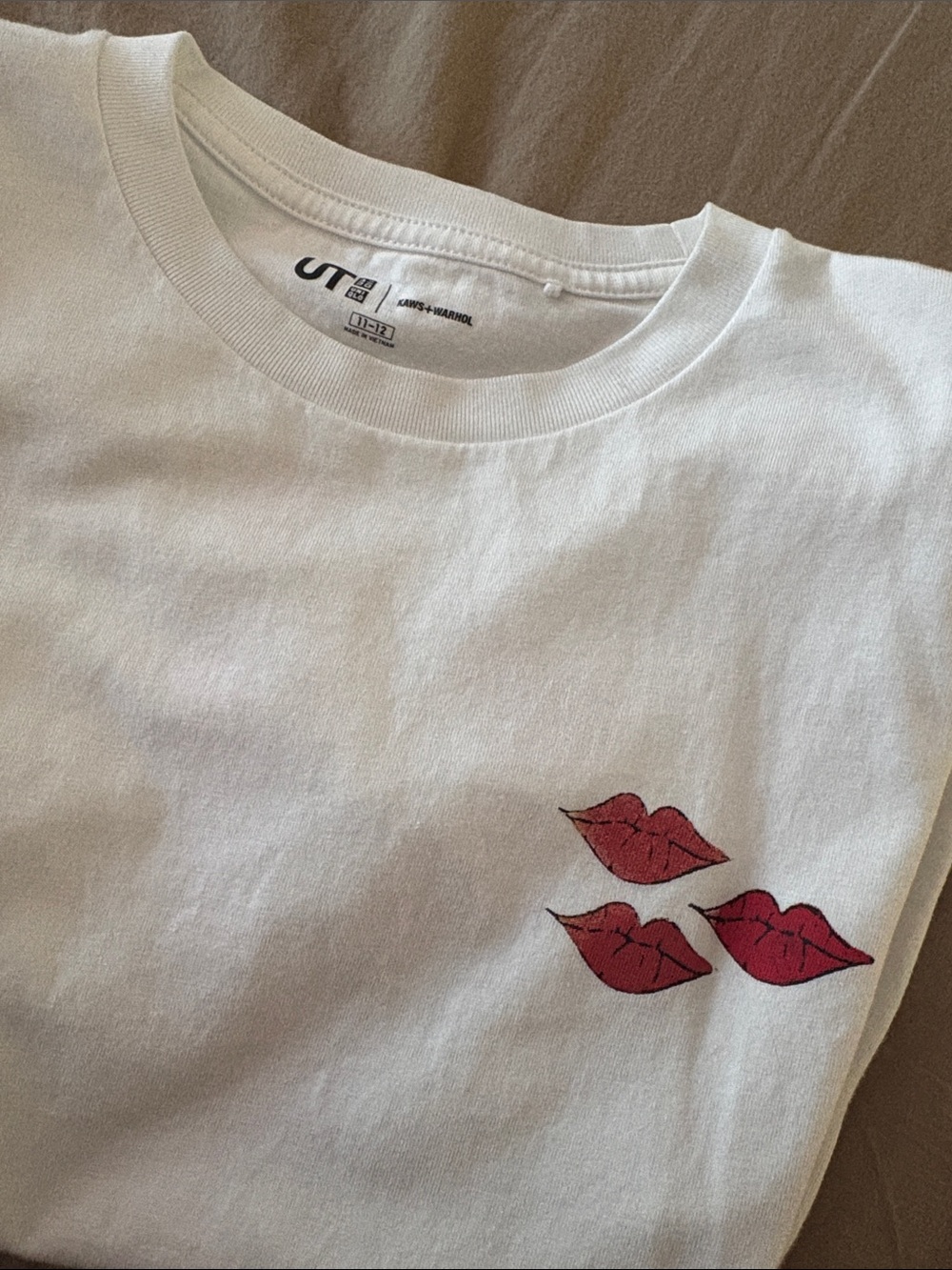 Uniqlo White Tee with Red Kiss Graphics